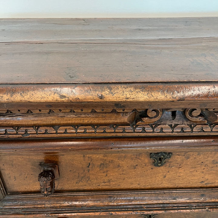 ITALIAN CARVED WALNUT CHEST OF DRAWERS
