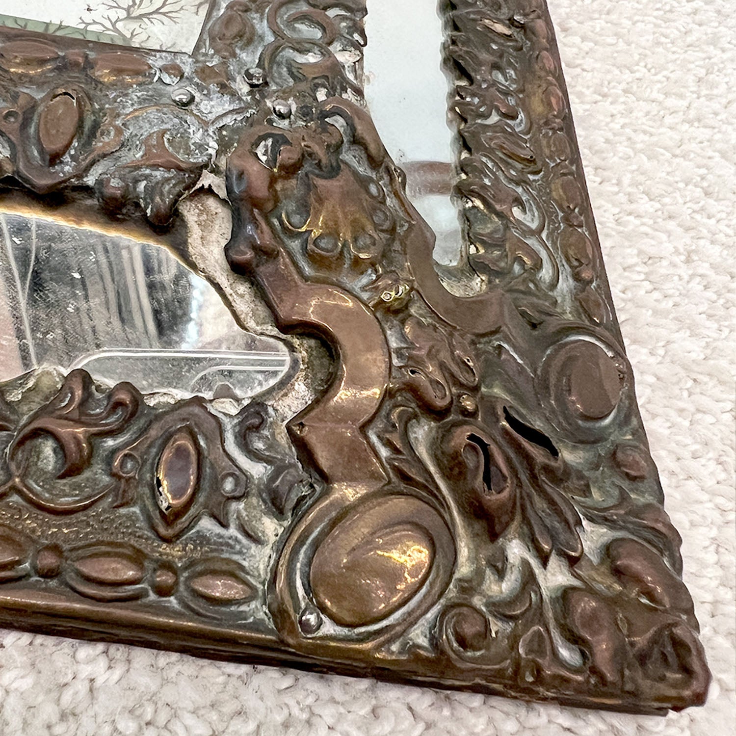 FRENCH REPOUSSE MIRROR