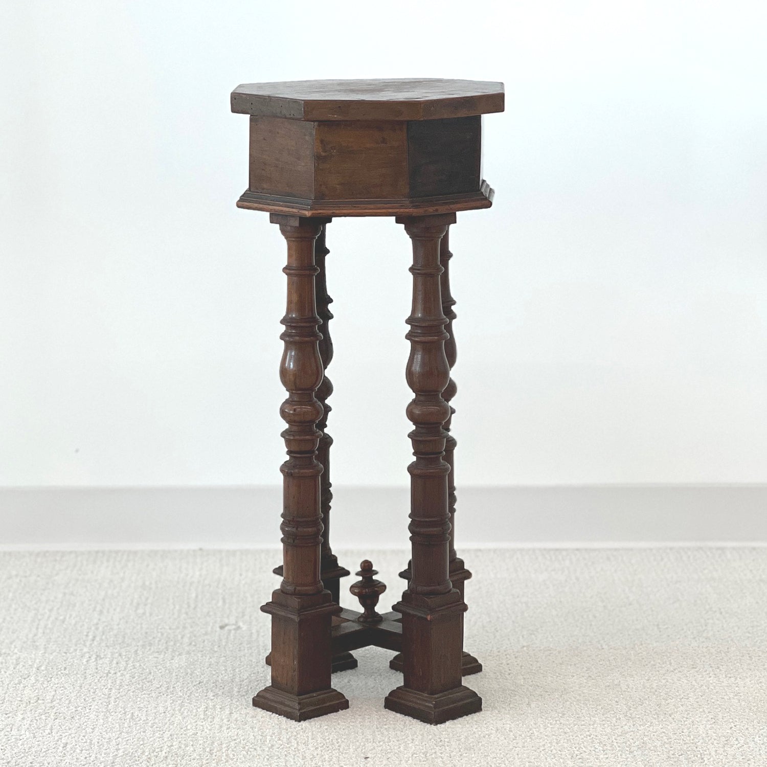 BAROQUE WALNUT OCTAGONAL SIDE TABLE