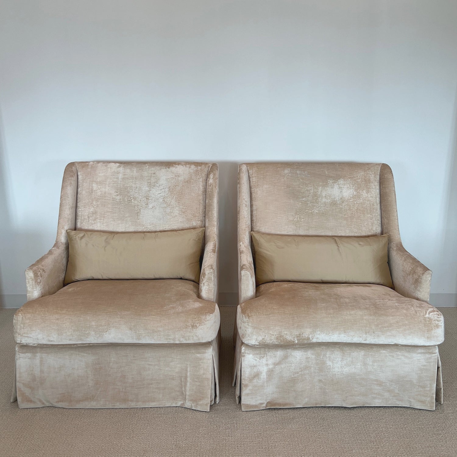 TEJAS CHAIR (PAIR) & OTTOMAN™ - SHOWROOM SAMPLE