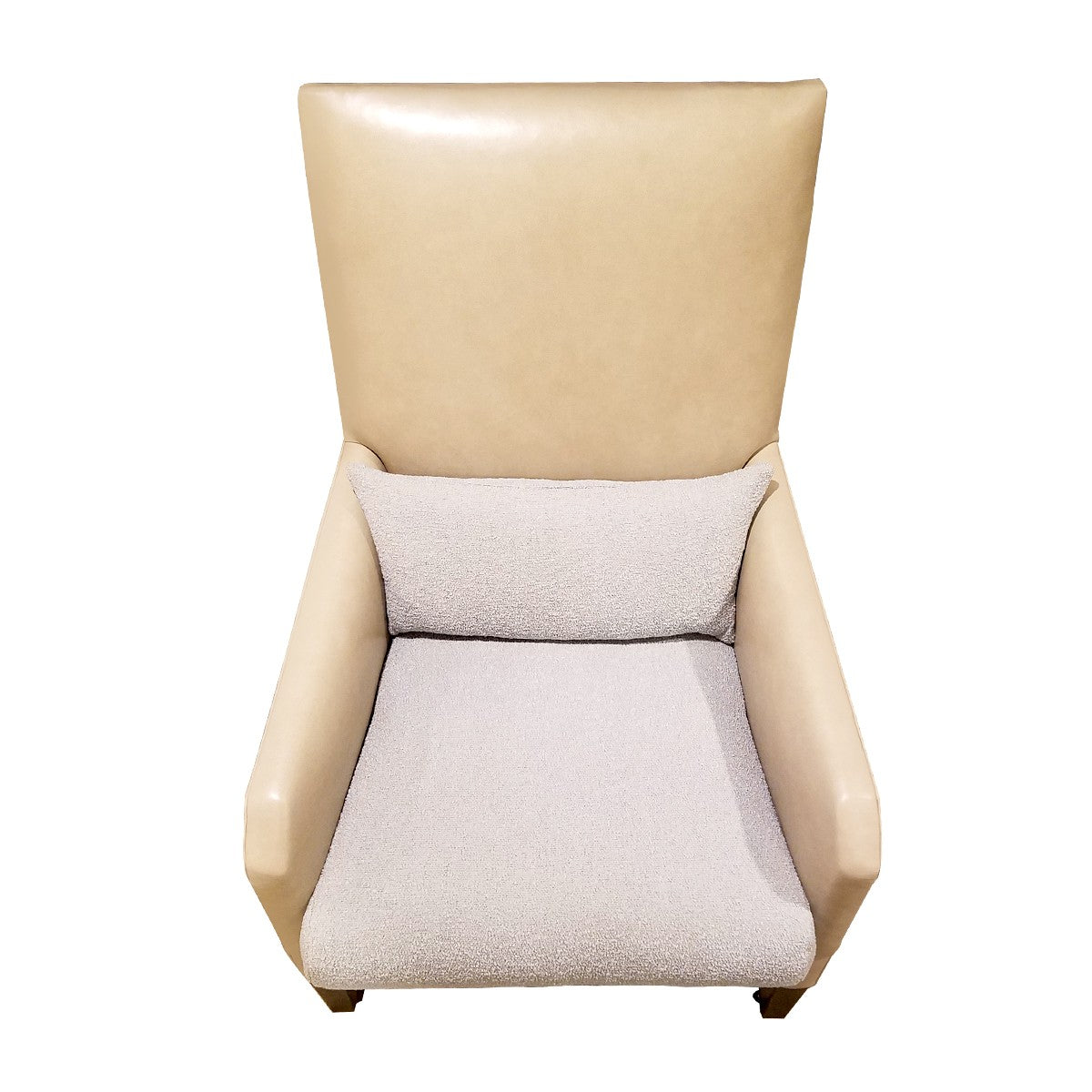 TRUNK CHAIR - SHOWROOM SAMPLE