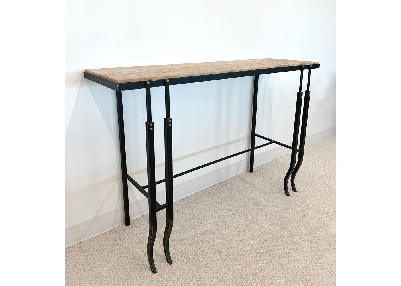 Barclay Console™ - Petite