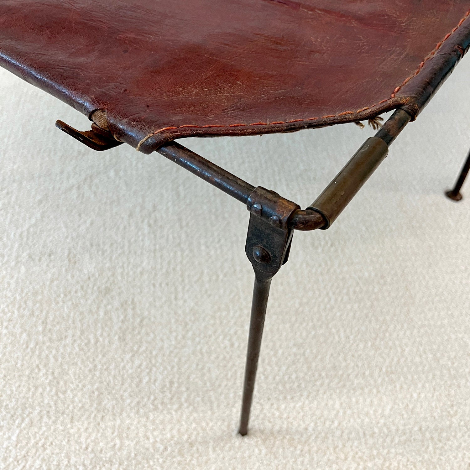 EARLY AMERICAN LEATHER FOLDING BUNK