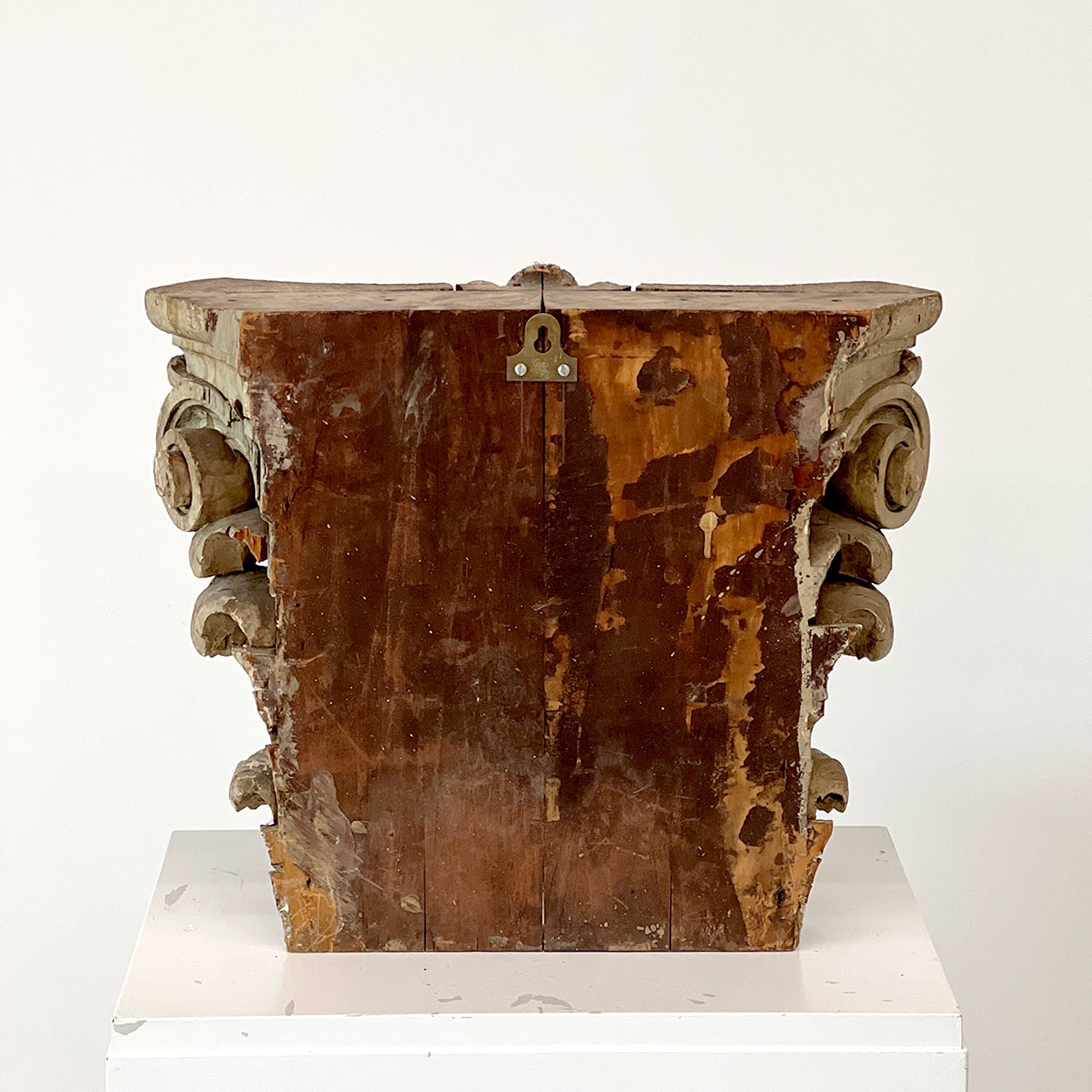 BAROQUE CARVED & PAINTED CORINTHIAN PEDIMENT CAPITAL - 2