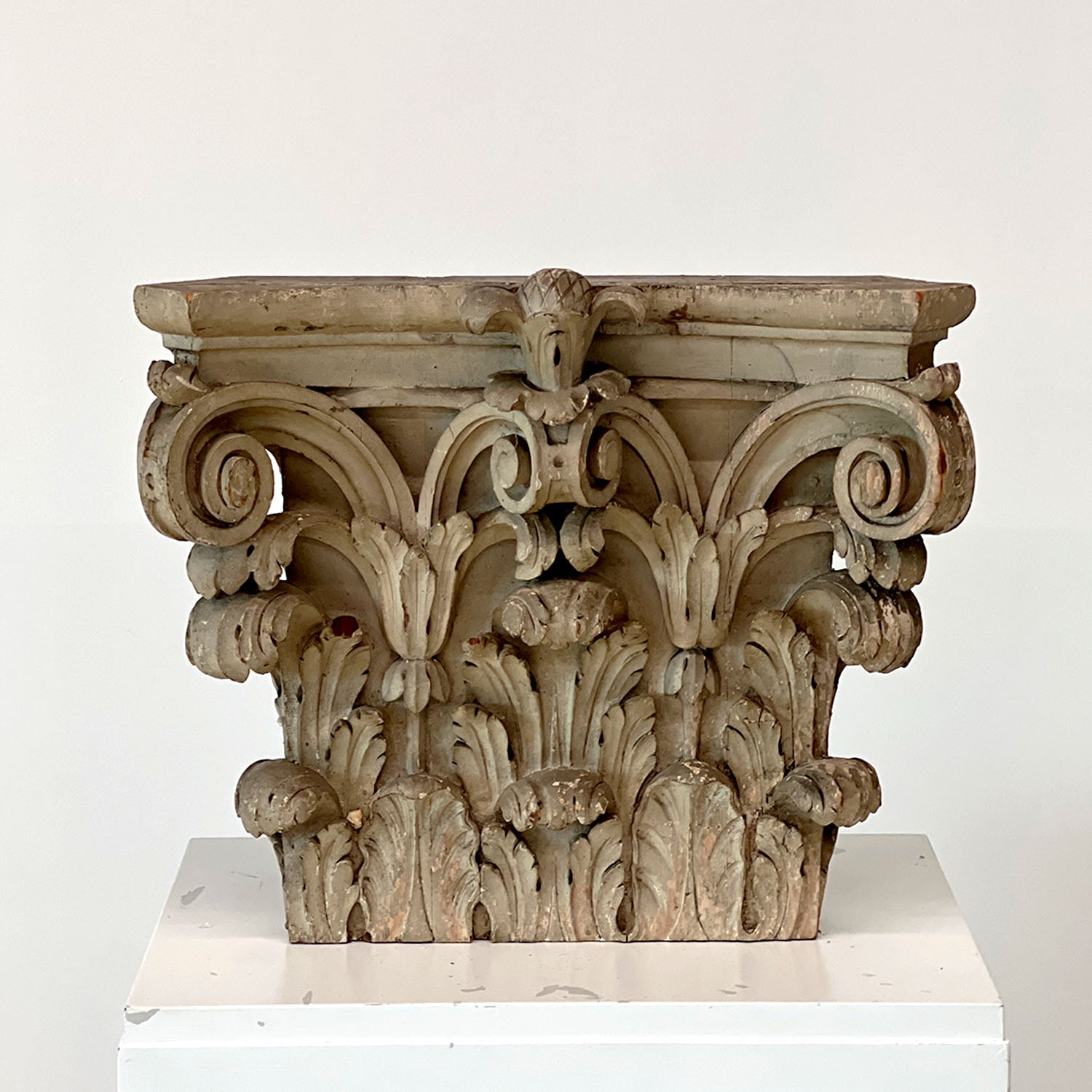 BAROQUE CARVED & PAINTED CORINTHIAN PEDIMENT CAPITAL - 1