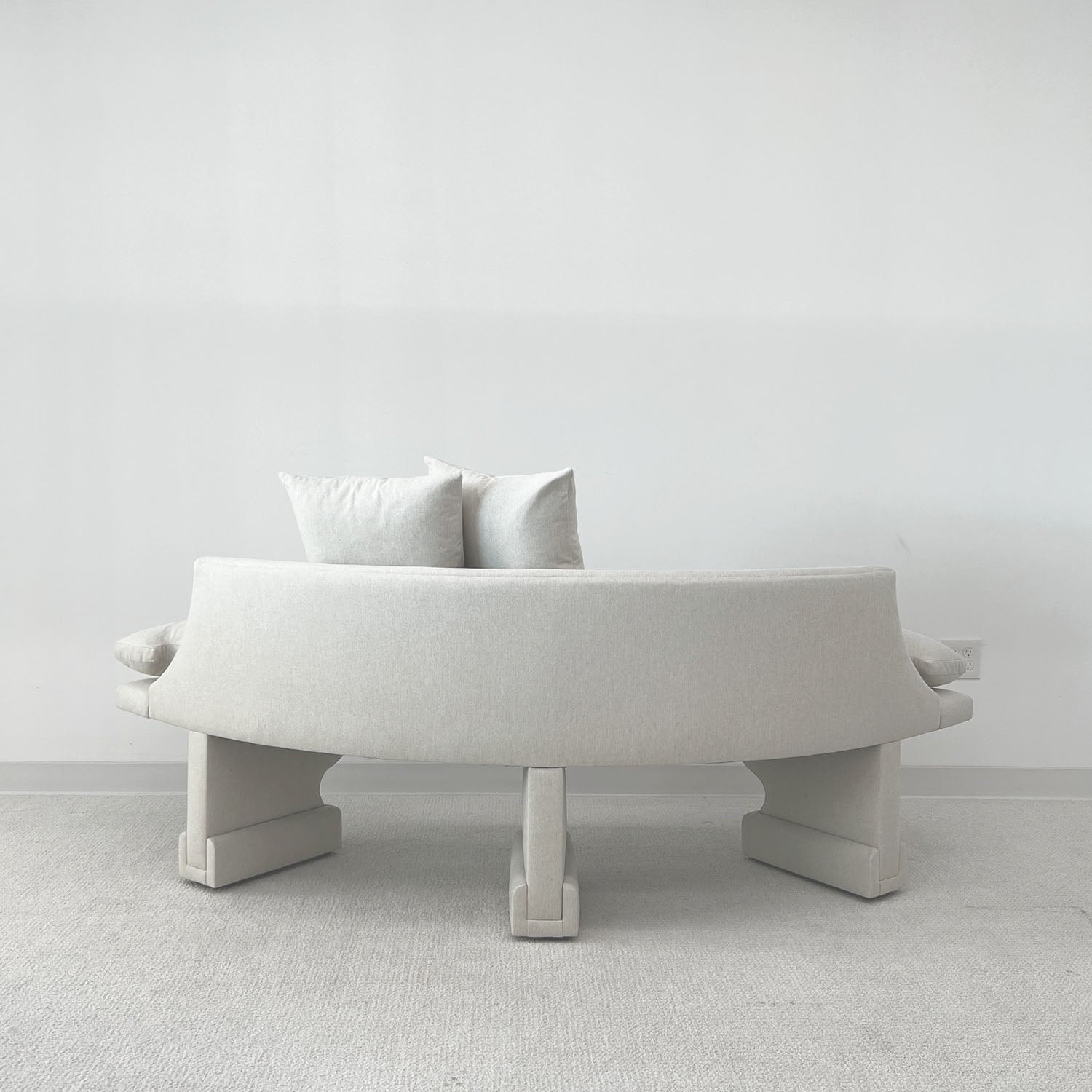 CURVED BENCH™ - RTS