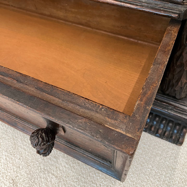 ITALIAN CARVED WALNUT CHEST OF DRAWERS