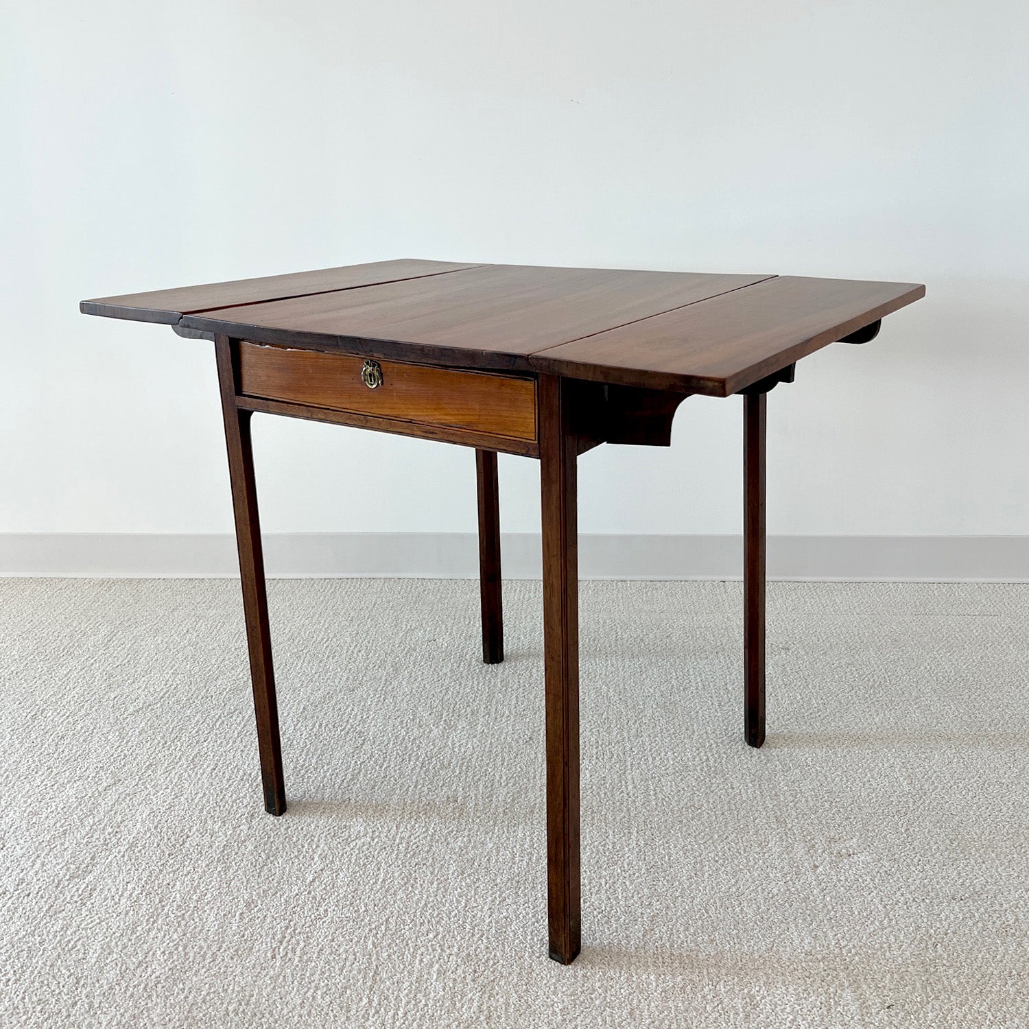 FEDERAL DROP LEAF TABLE