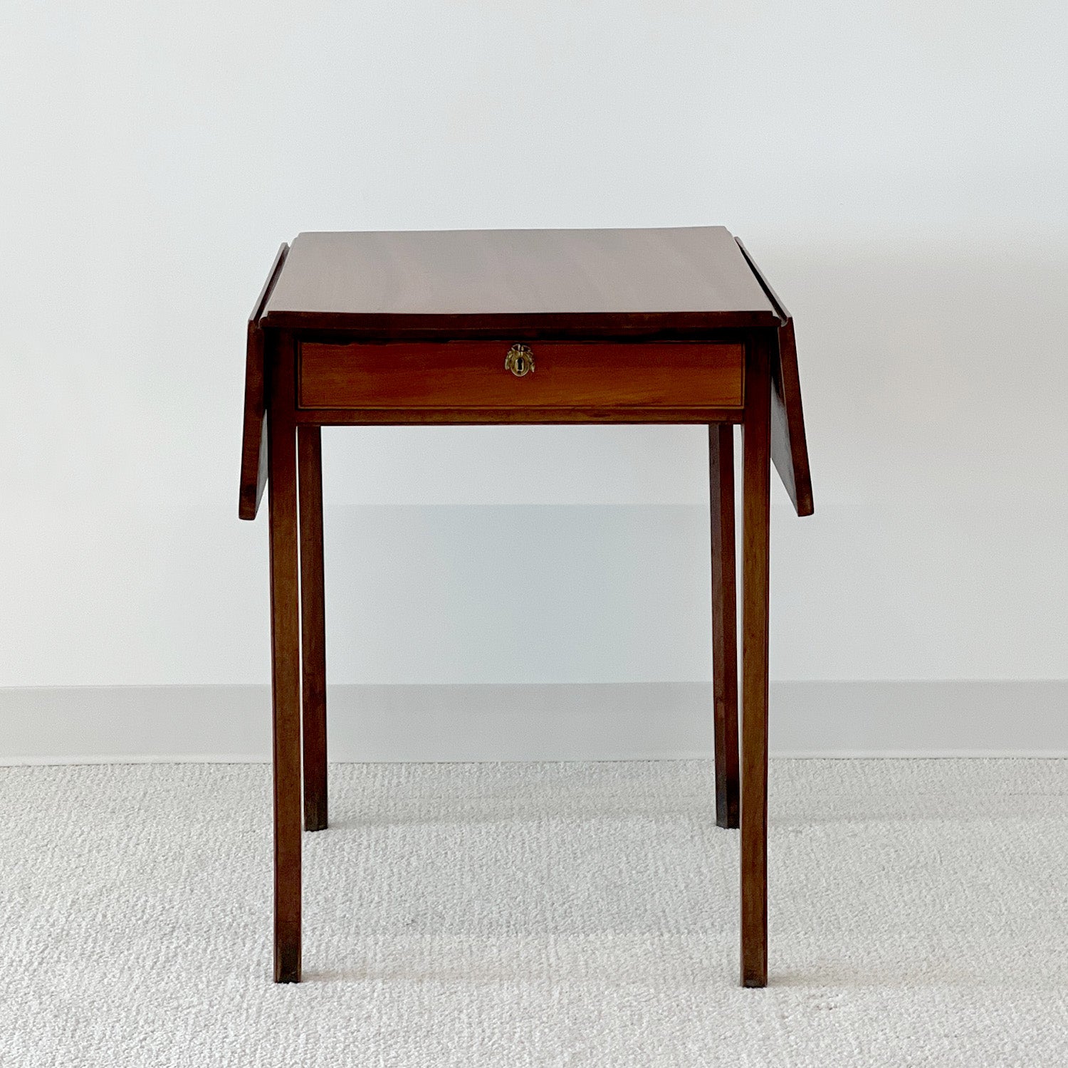 FEDERAL DROP LEAF TABLE