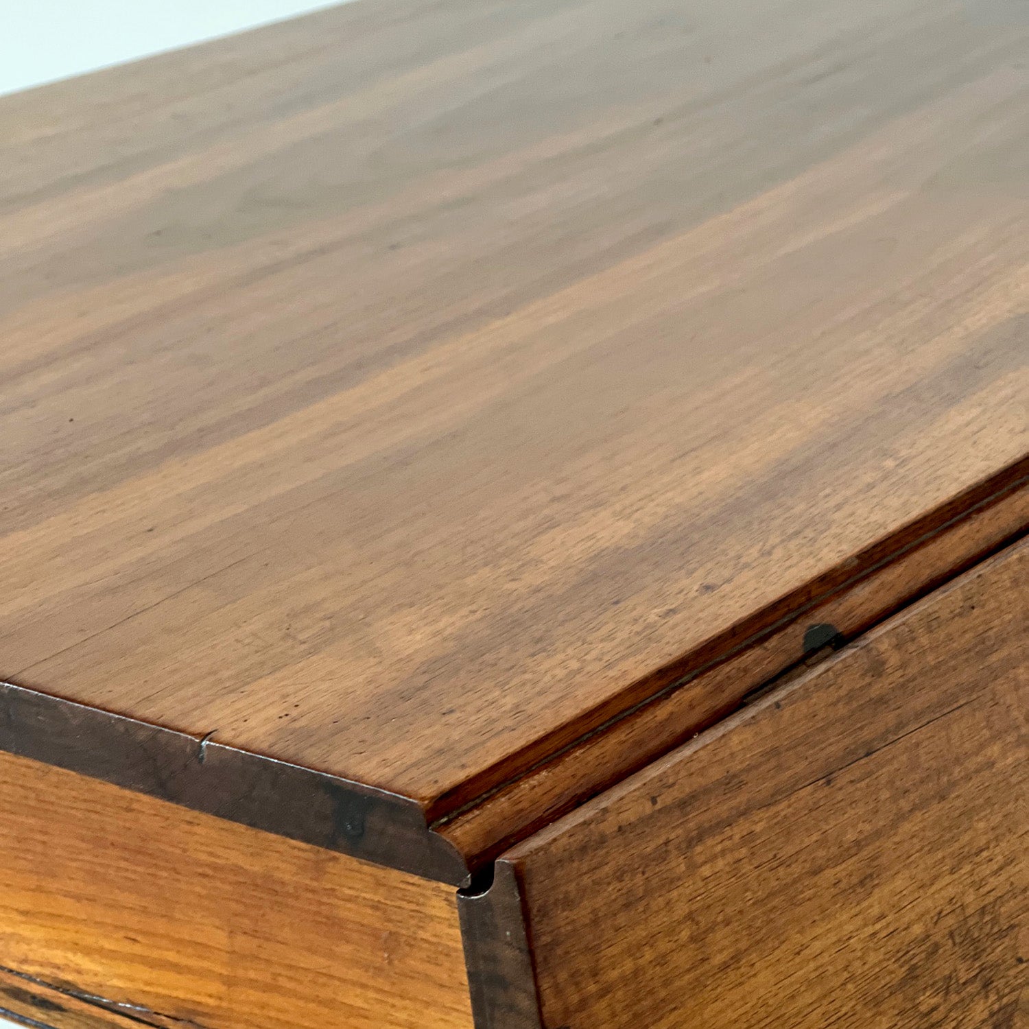 FEDERAL DROP LEAF TABLE