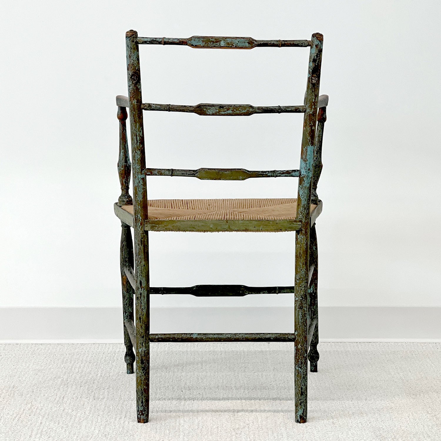 ENGLISH PULL-UP CHAIR