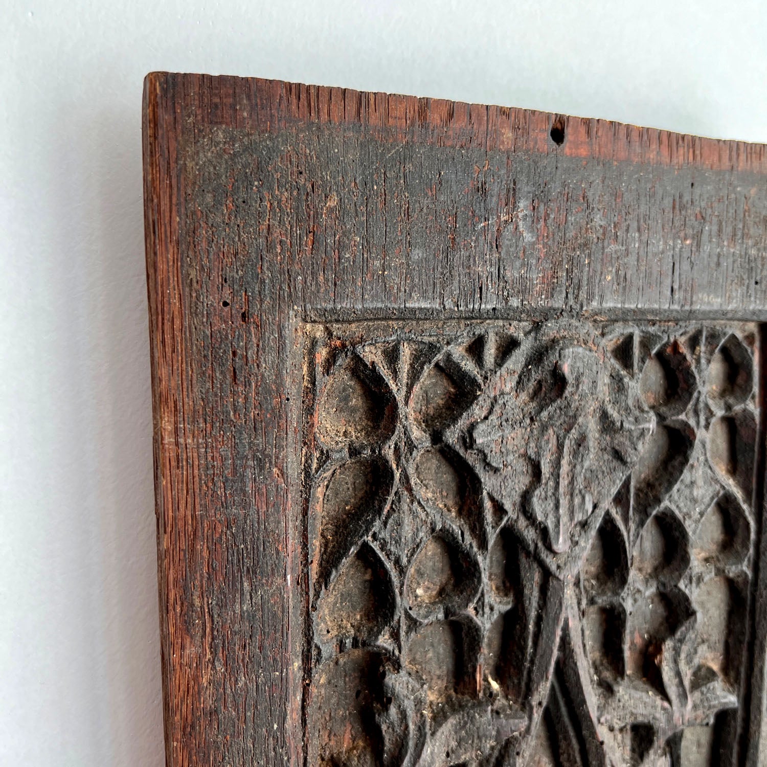 JACOBEAN CARVED OAK PANEL