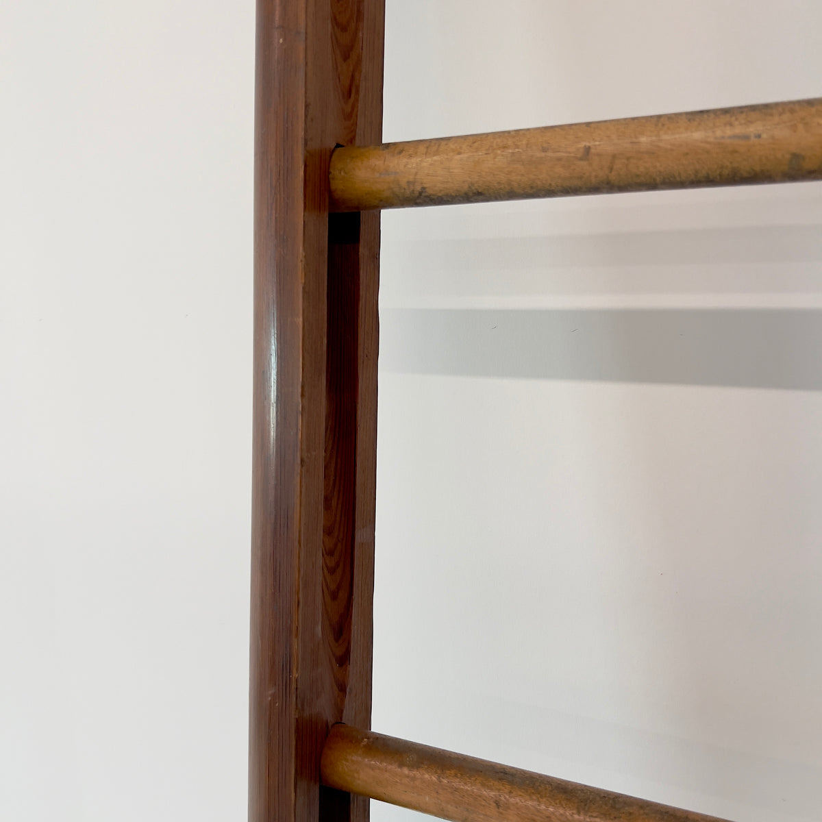VICTORIAN PINE POLE LADDER