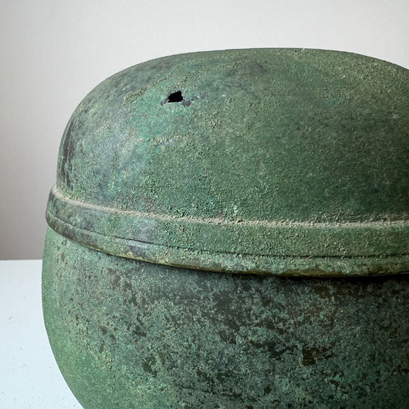 GORYEO DYNASTY BRONZE FOOTED BOWL WITH LID