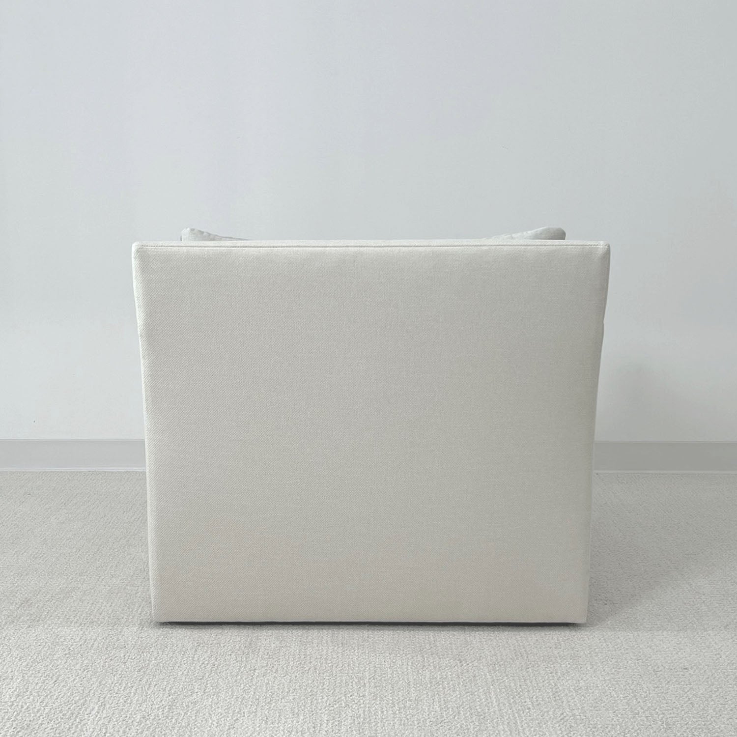 LOUNGE CHAIR™ - RTS
