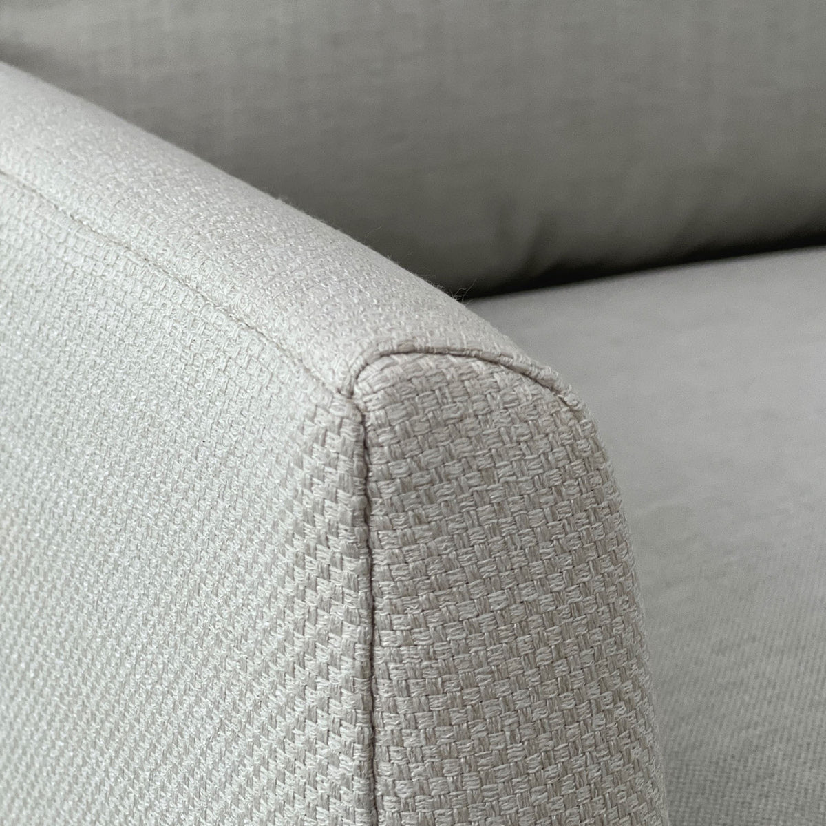 LOUNGE CHAIR™ - RTS
