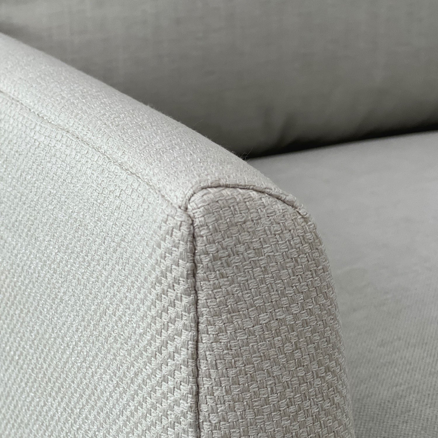 LOUNGE CHAIR™ - RTS