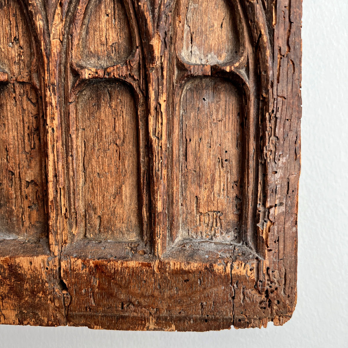 JACOBEAN CARVED OAK PANEL