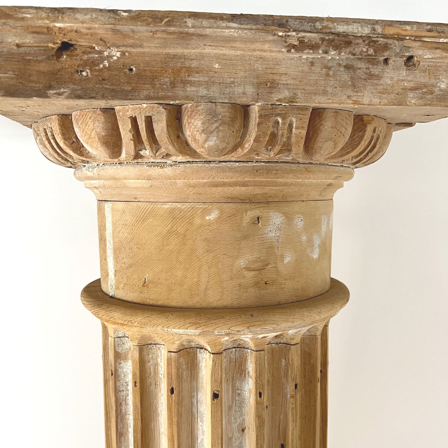 NEWPORT FEDERAL WOOD COLUMNS (PAIR)