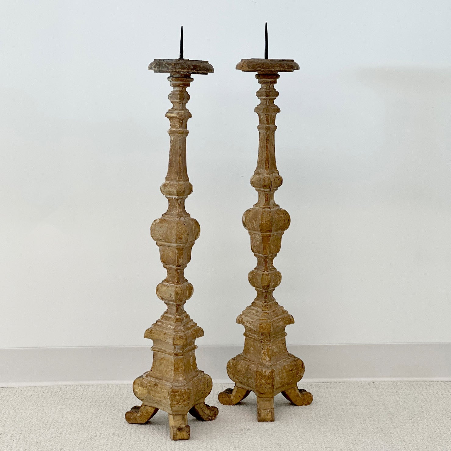 ITALIAN BAROQUE STYLE WOOD PRICKETS - PAIR
