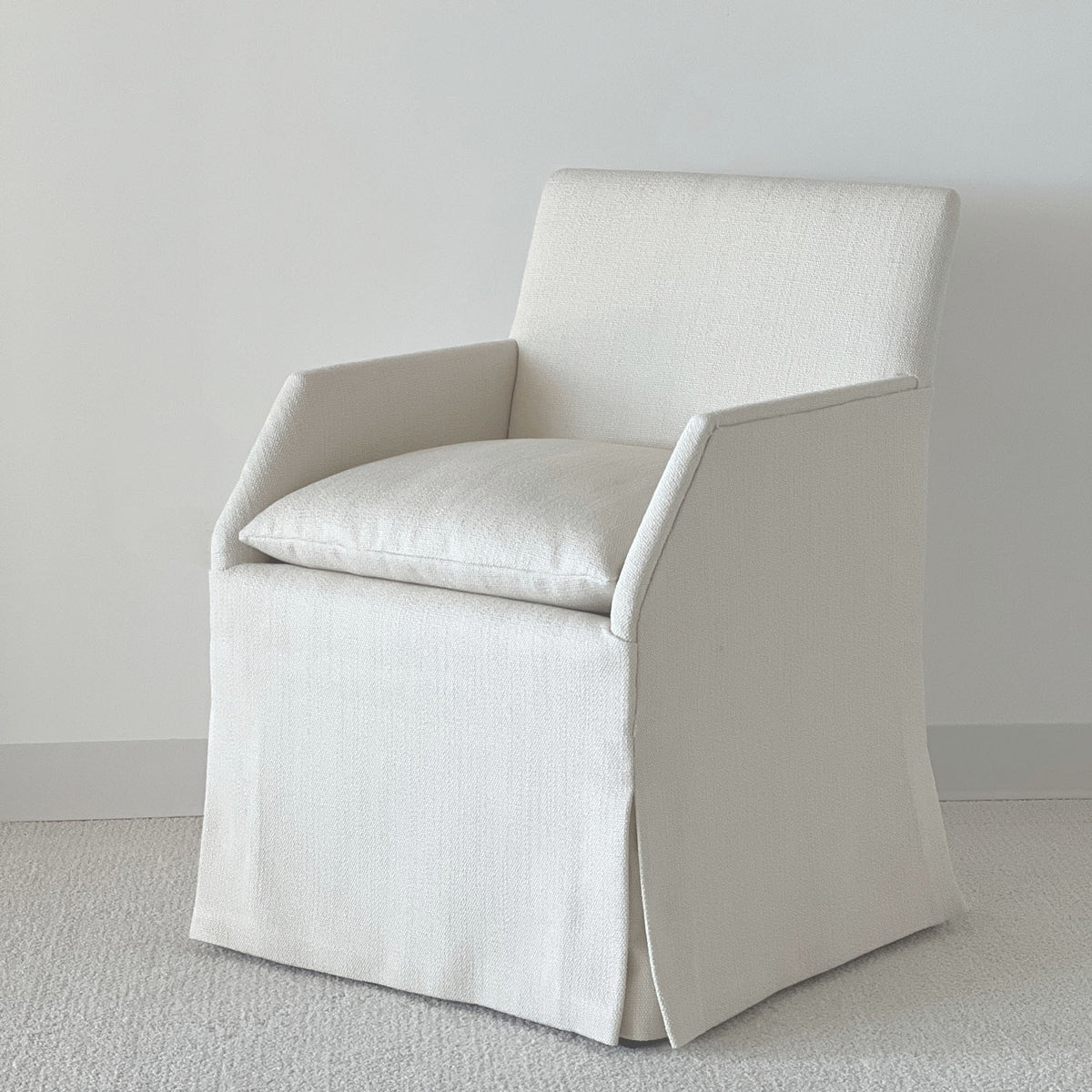 VILLA CHAIR™ (PAIR) - SHOWROOM SAMPLE