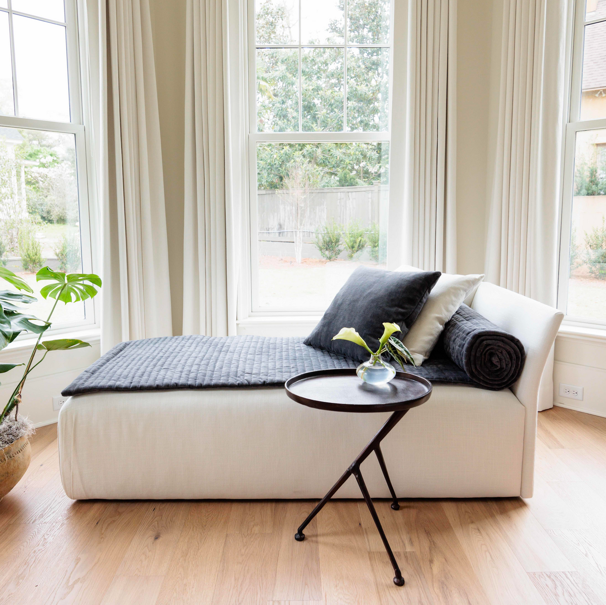 SPIRAL CHAISE LOUNGE™