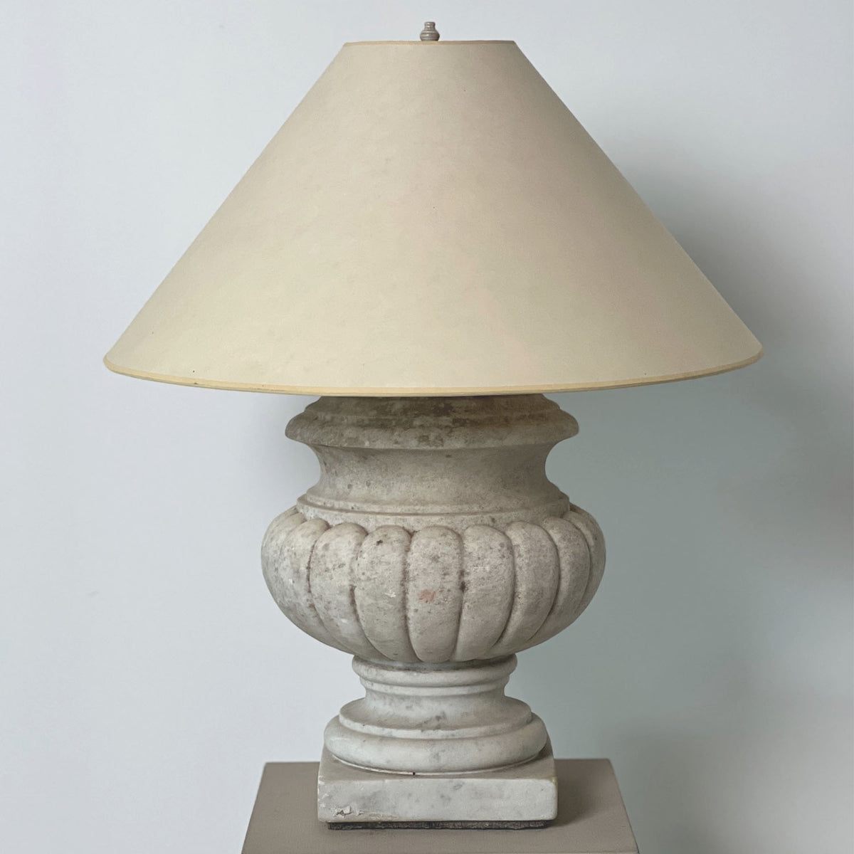 WHITE MARBLE URN LAMP