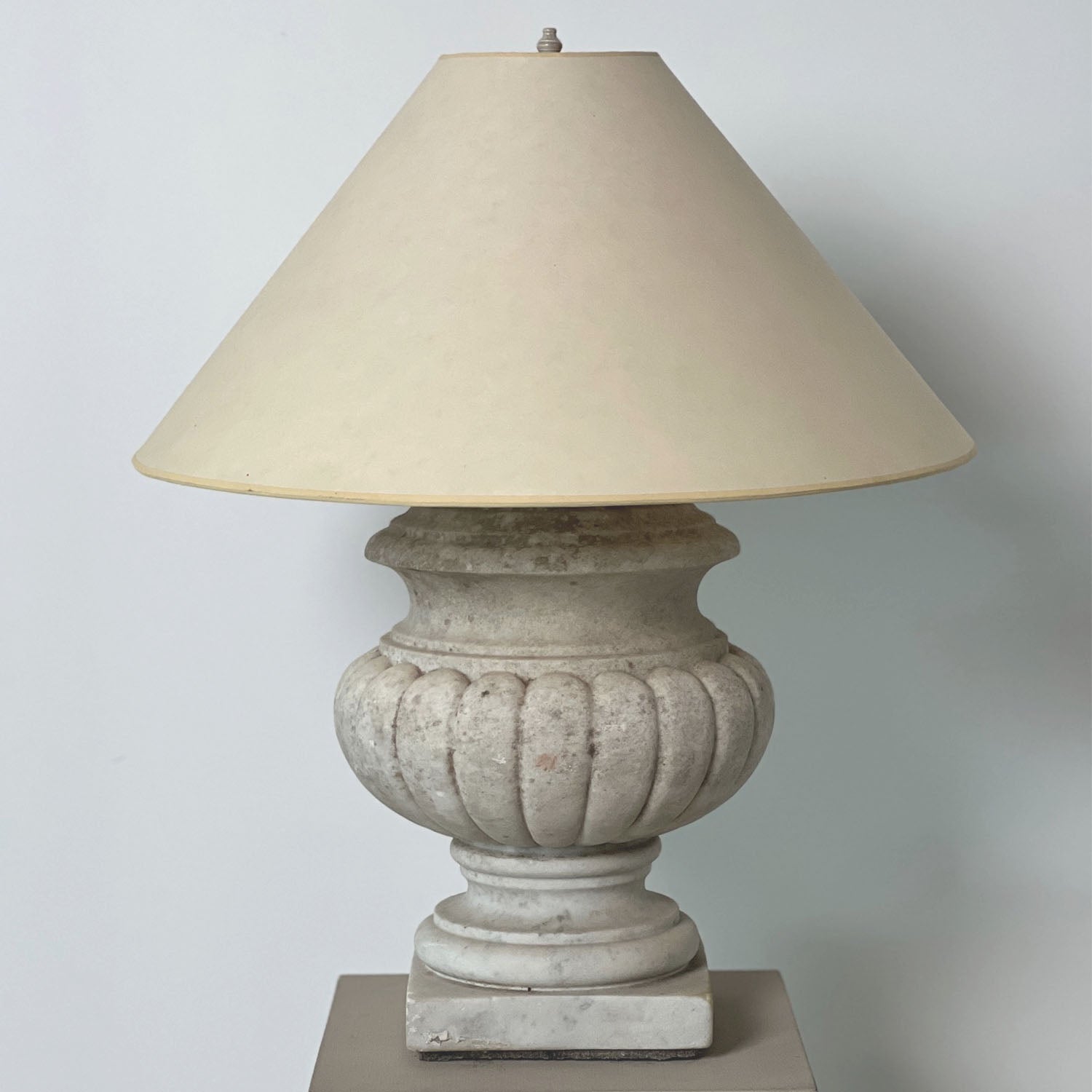 WHITE MARBLE URN LAMP