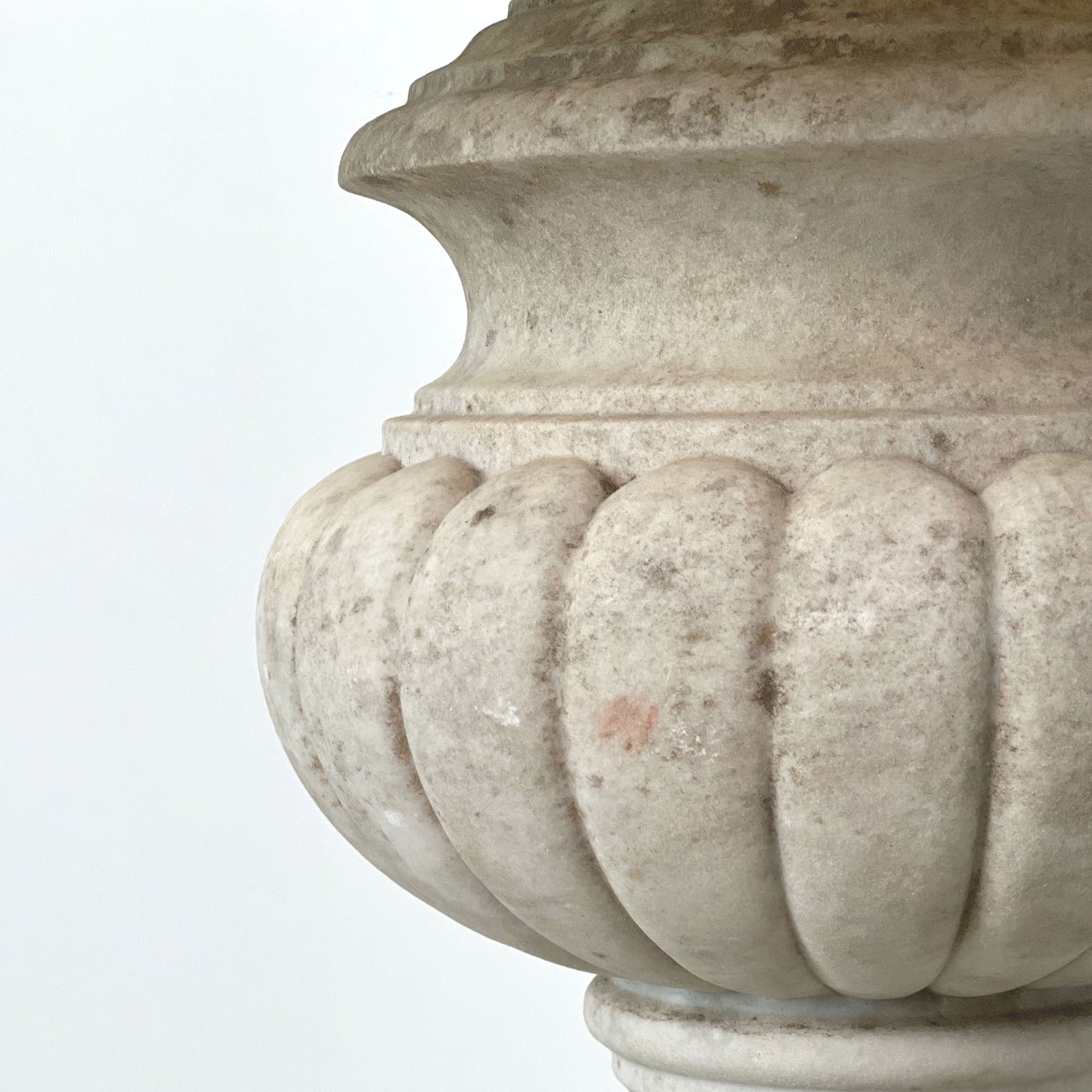 WHITE MARBLE URN LAMP