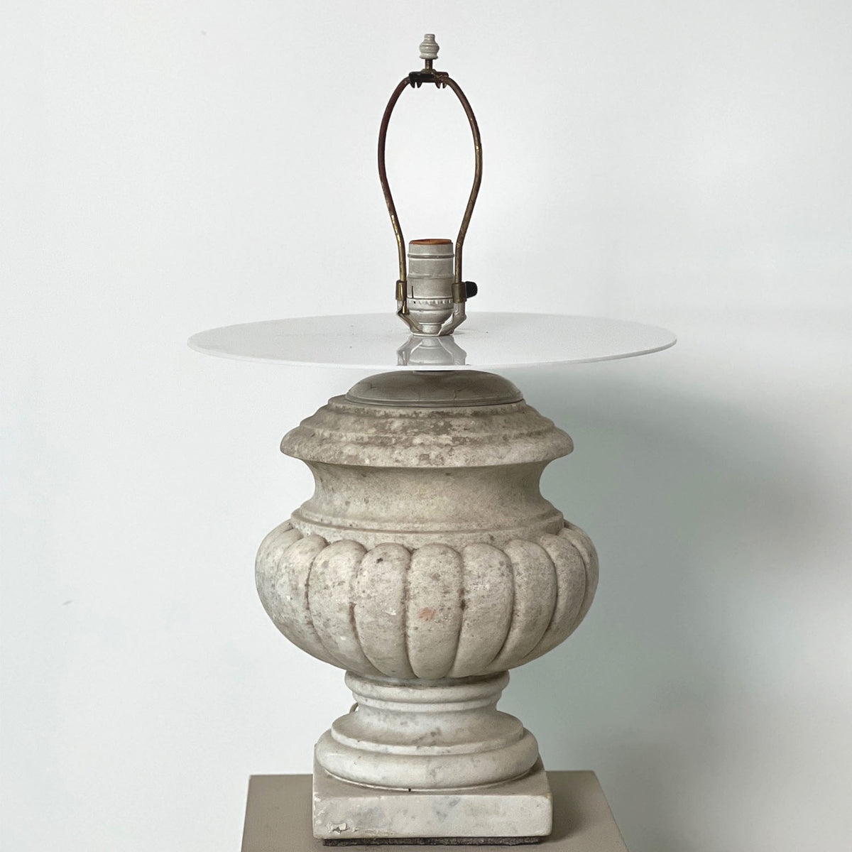 WHITE MARBLE URN LAMP