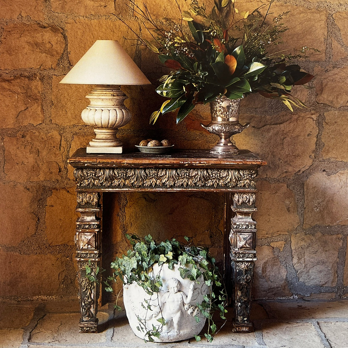 WHITE MARBLE URN LAMP