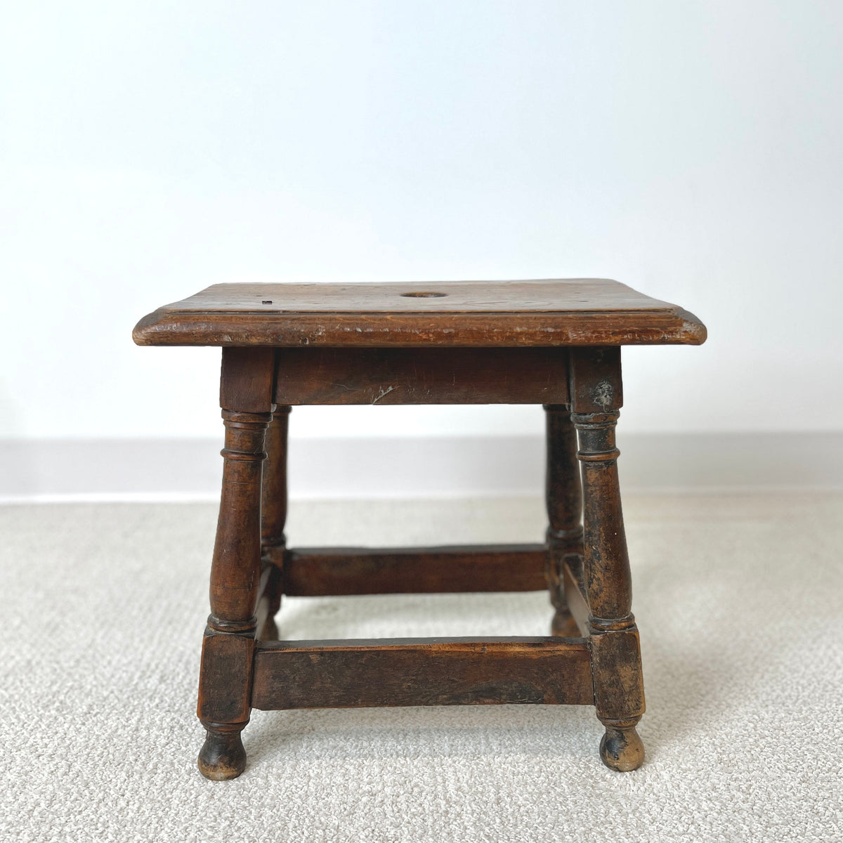 BAROQUE WOOD STOOL - 1