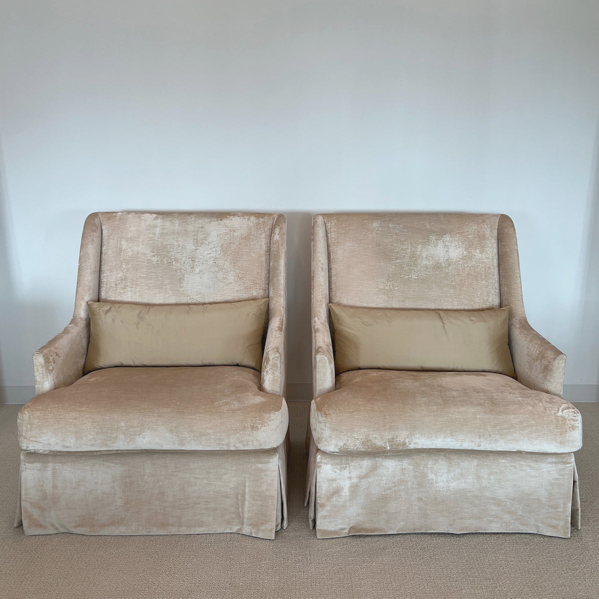 TEJAS CHAIR (PAIR) & OTTOMAN™ - SHOWROOM SAMPLE