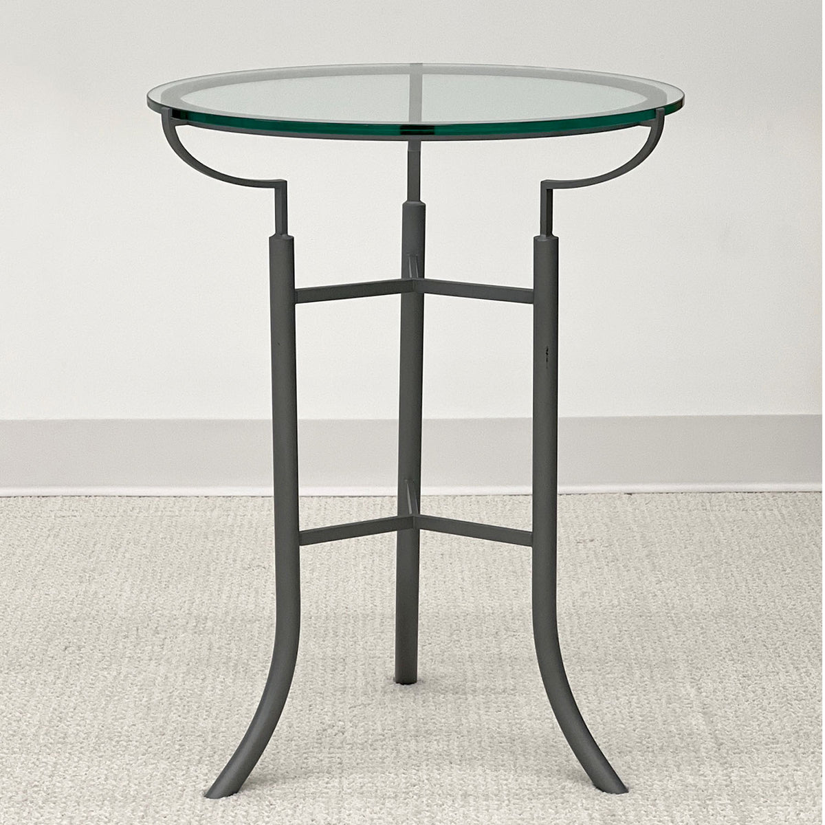 TRIPOD SIDE TABLE™ GRAY - SHOWROOM SAMPLE
