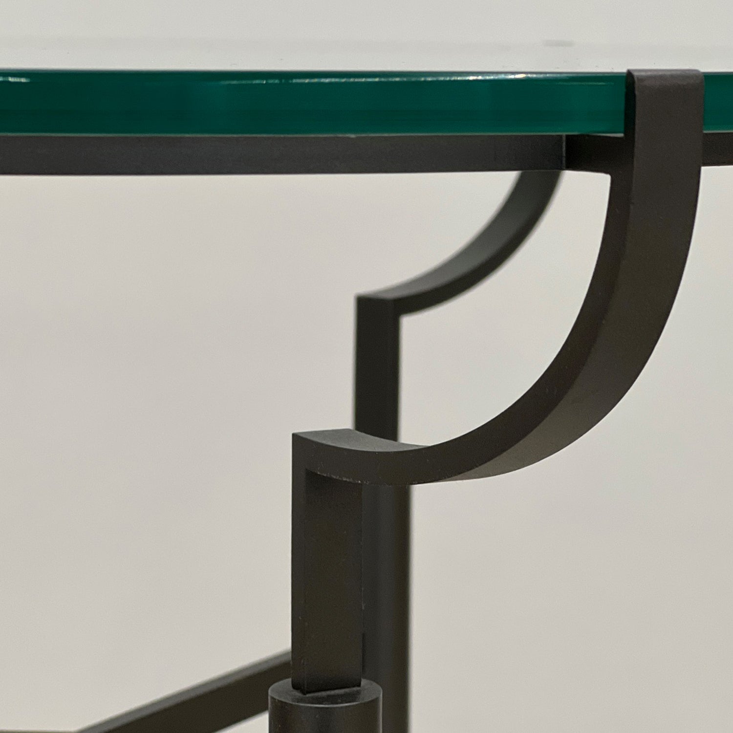 TRIPOD SIDE TABLE™ BROWN - SHOWROOM SAMPLE