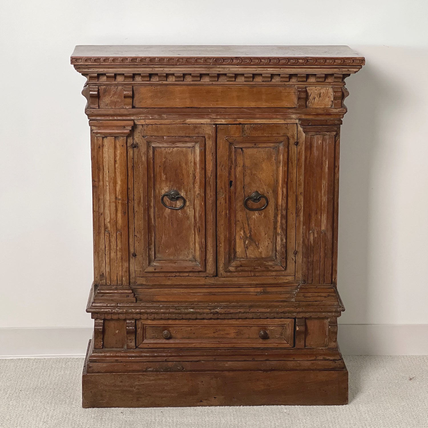 TUSCAN BAROQUE WALNUT CHEST