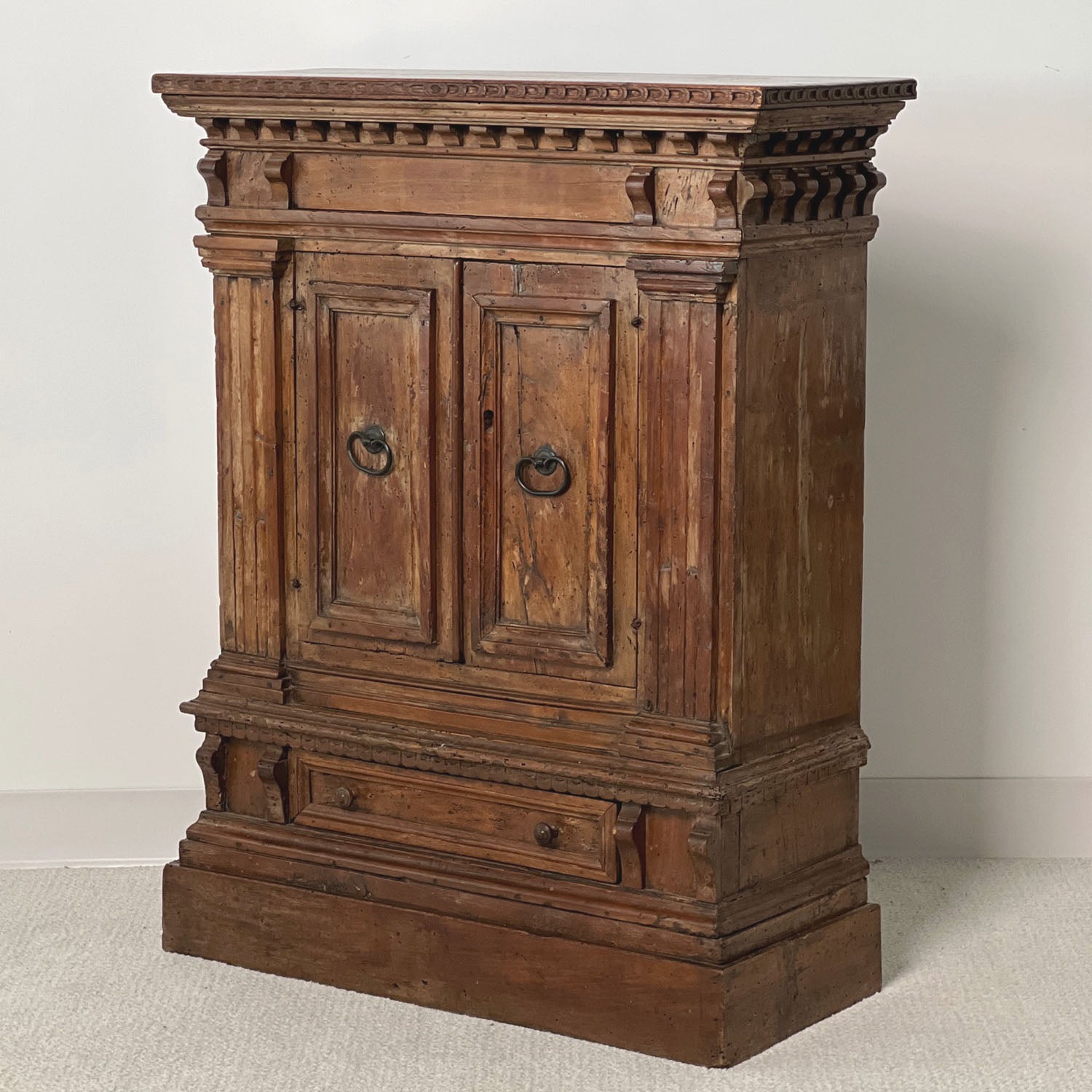 TUSCAN BAROQUE WALNUT CHEST