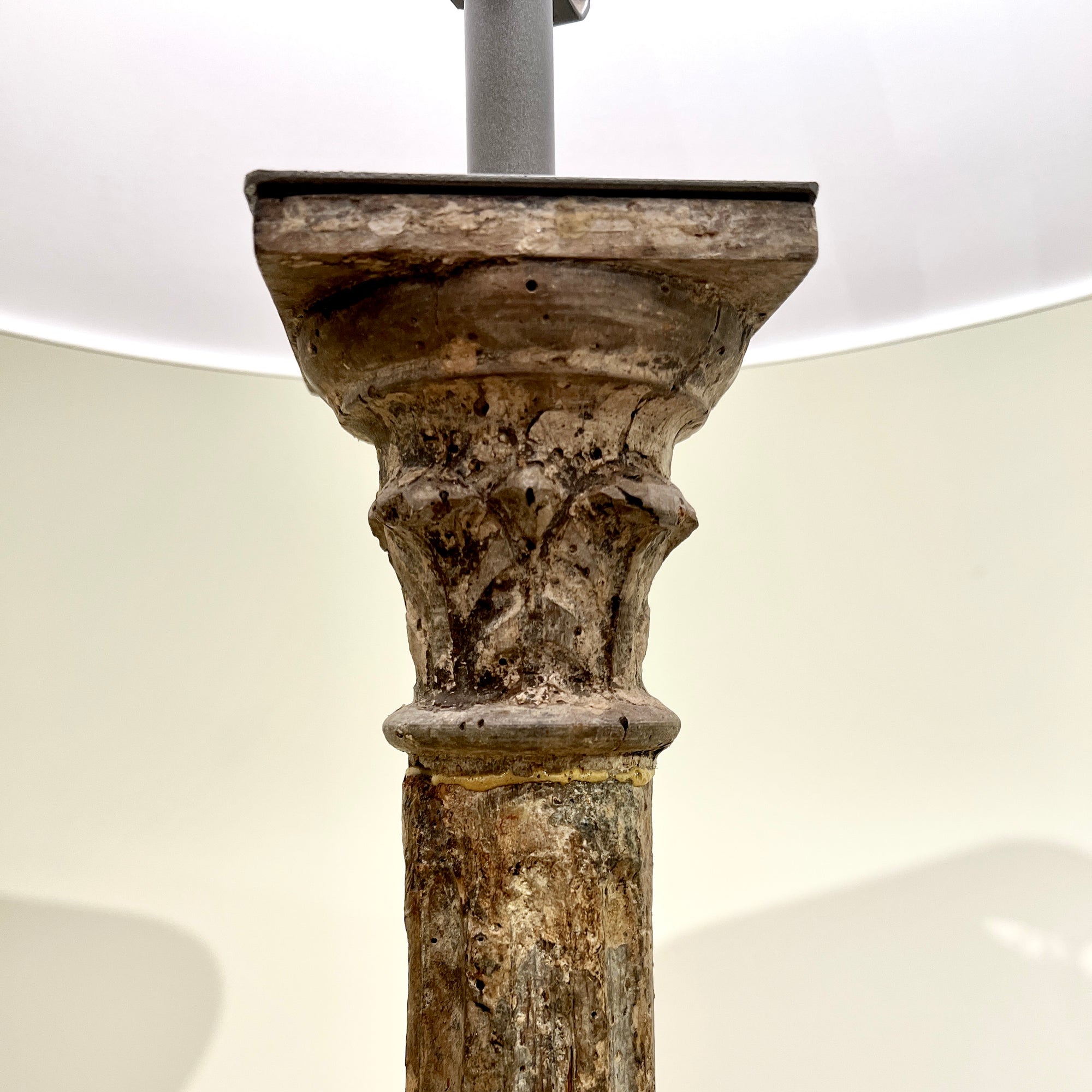 WOODEN PILLAR LAMP