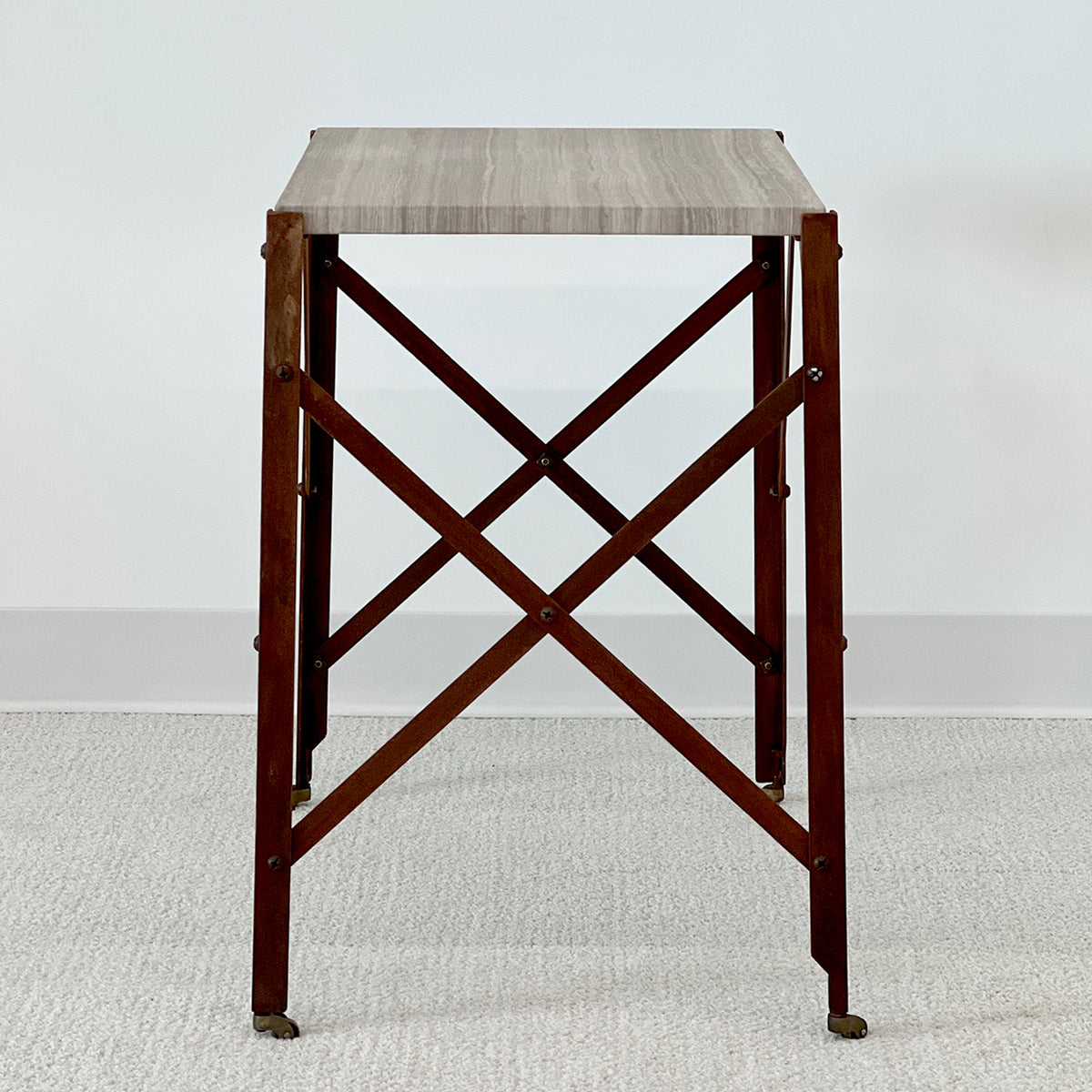 X SIDE PULL-UP TABLE™