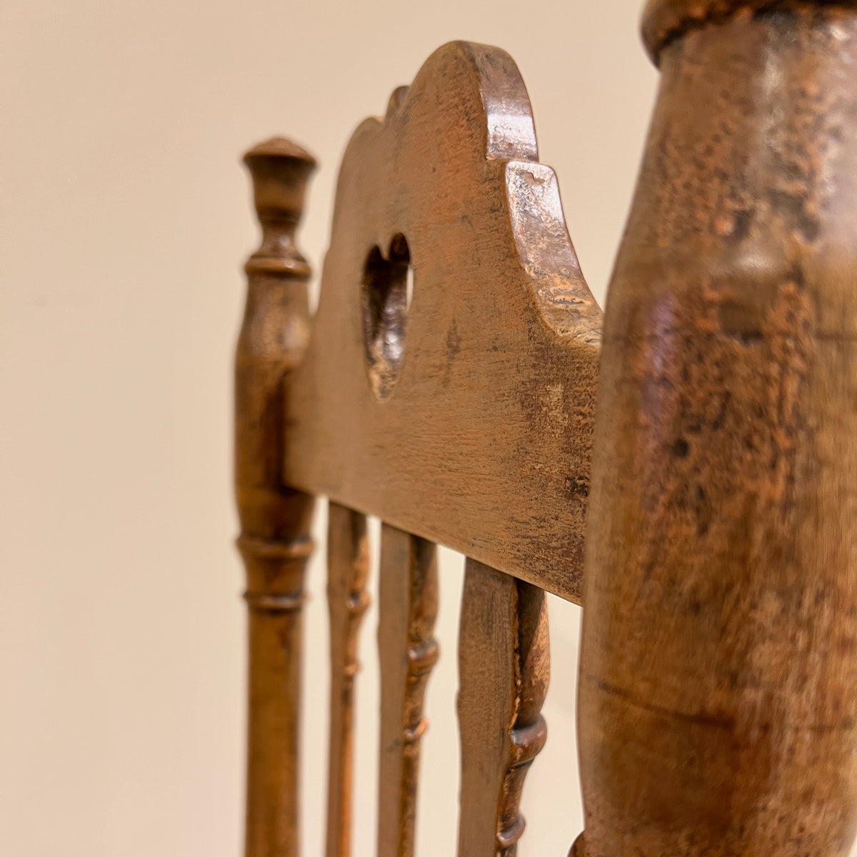 CONNECTICUT VALLEY SIDE CHAIR - 18TH CENTURY