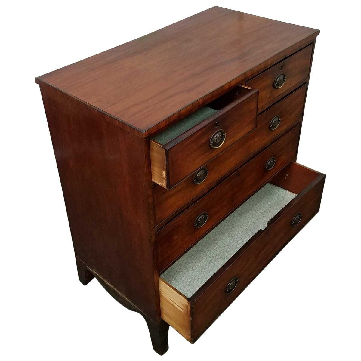 SHERIDAN CHEST - 18TH CENTURY