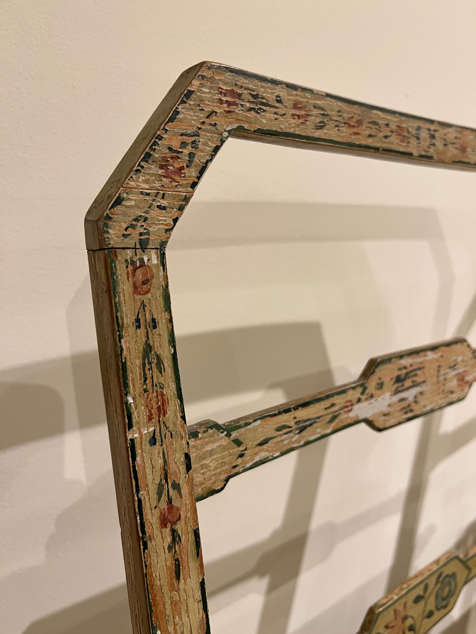 18th CENTURY REGENCY SIDE CHAIRS (PAIR)