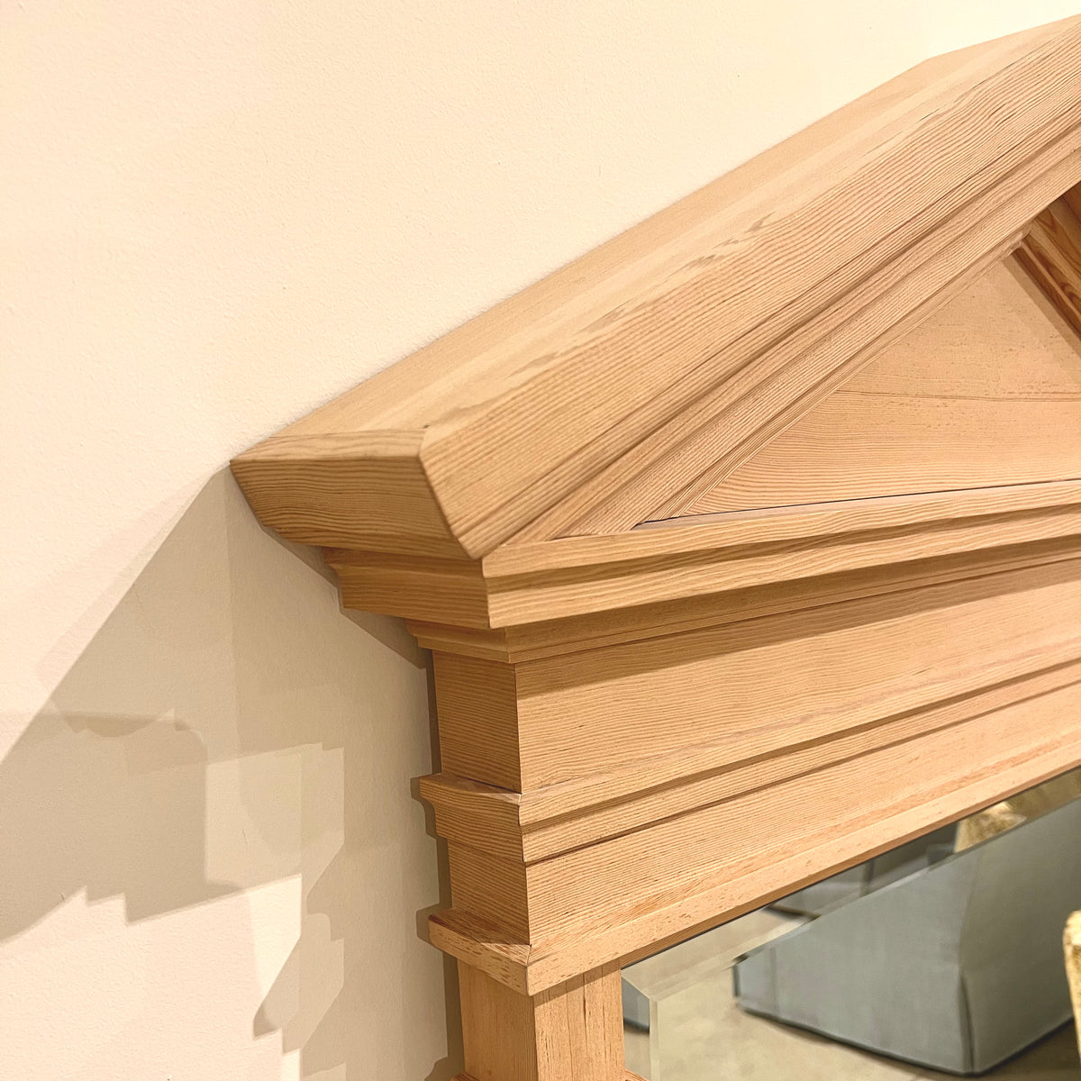 PEDIMENT MIRROR 706 - SHOWROOM SAMPLE