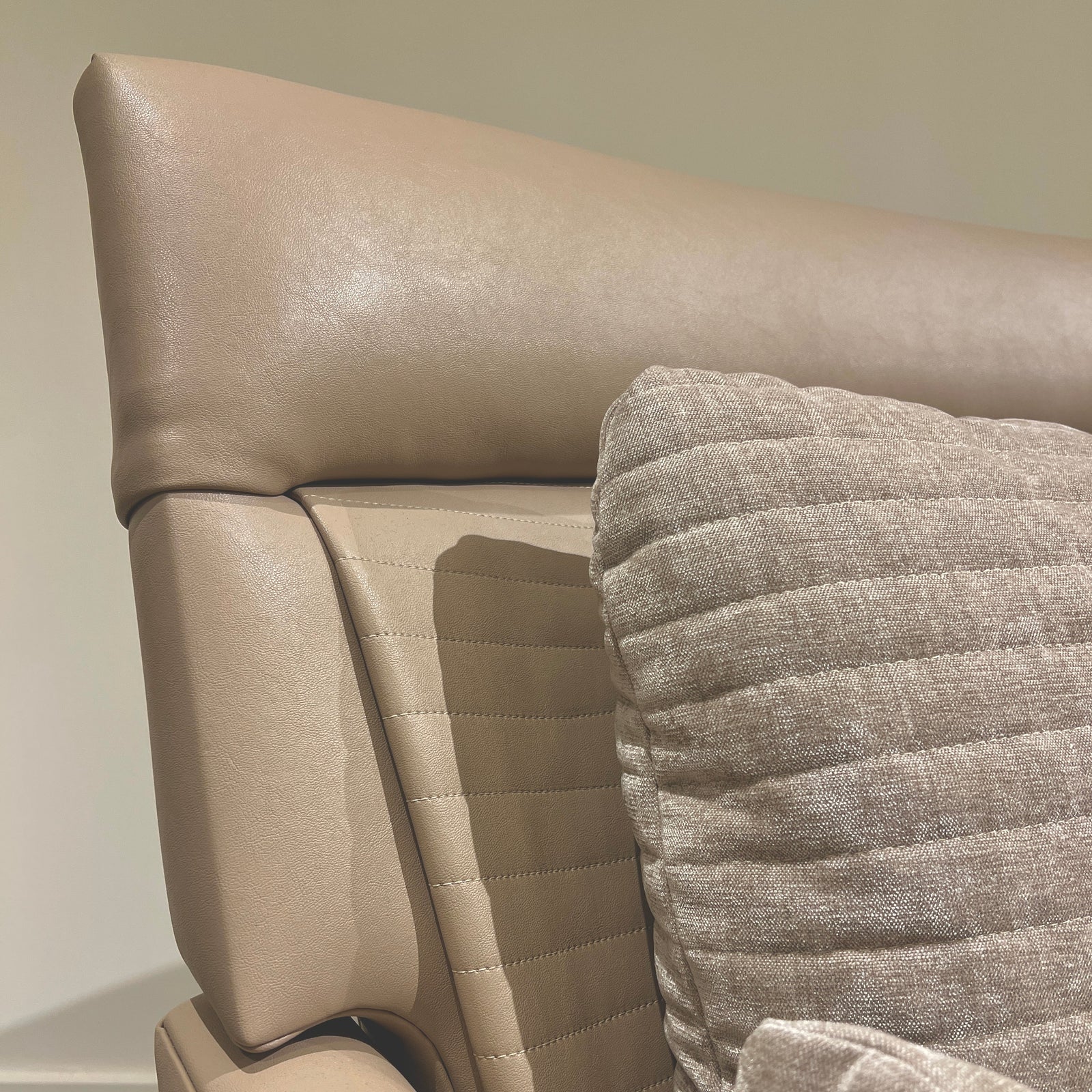 HIGH BACK RECLINER - VEGAN LEATHER - SHOWROOM SAMPLE