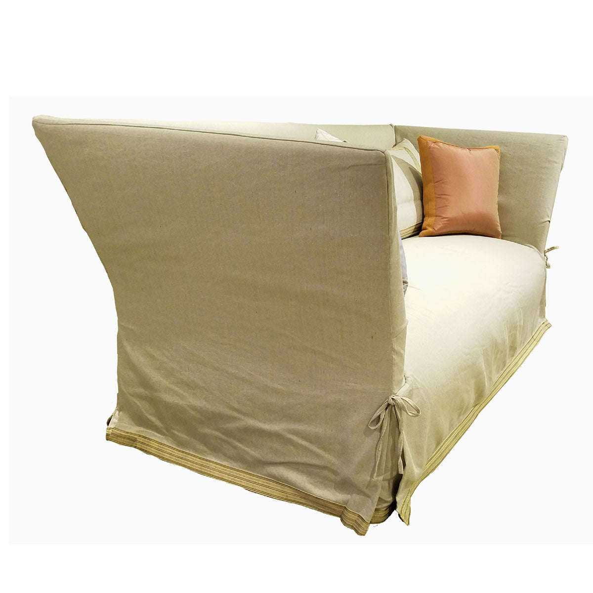 SUMMER SOFA - SHOWROOM SAMPLE