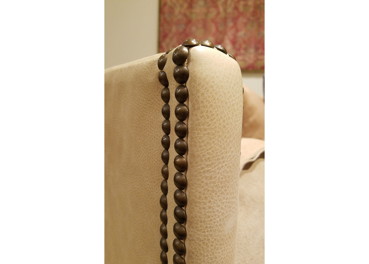 STUDDED SHELTER SOFA™