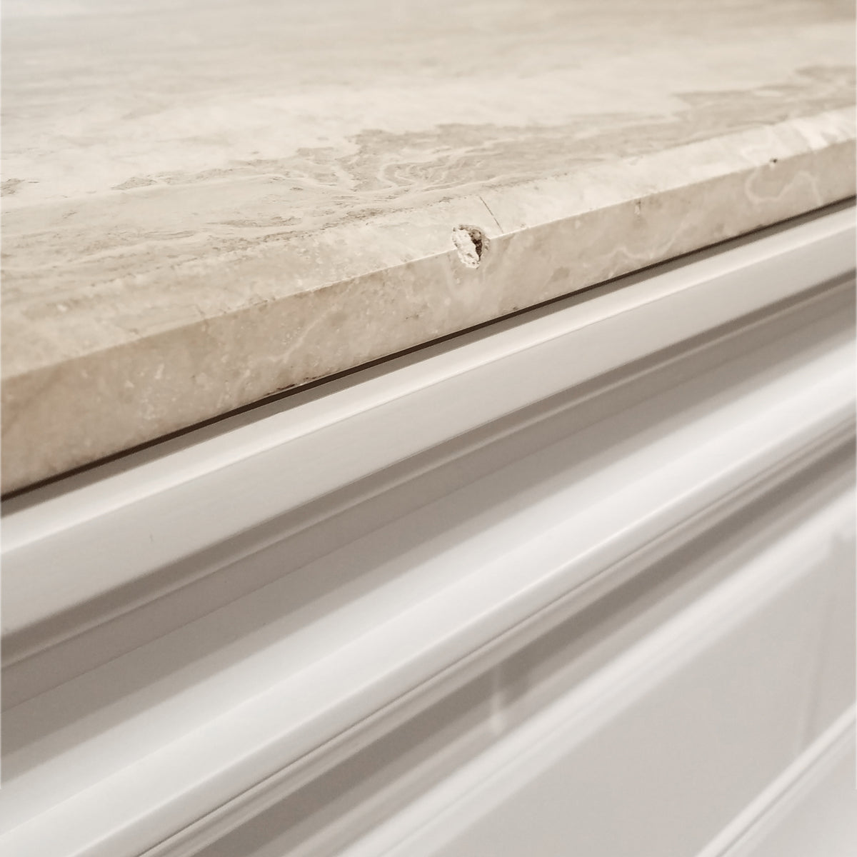 TUSCAN CHEST™ - SHOWROOM SAMPLE