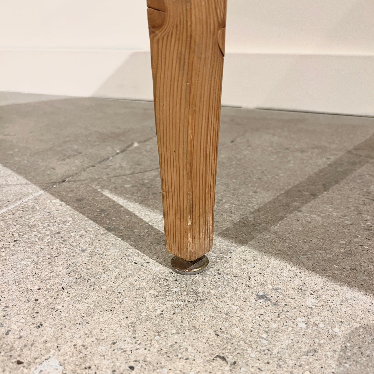 AMERICAN DEMILUNE PINE TABLES / DINING TABLE