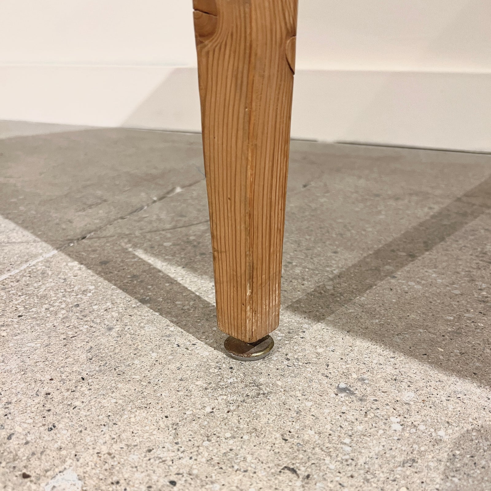 AMERICAN DEMILUNE PINE TABLES / DINING TABLE